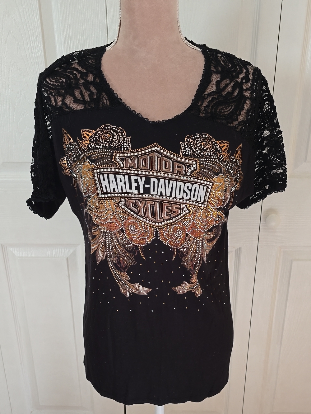 Womens Large Harley-Davidson Black Lace-Back Embellished Tee with Gold Accents